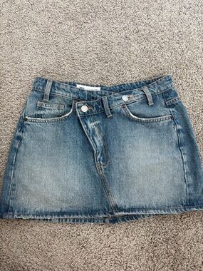 Zara asymmetrical skirt